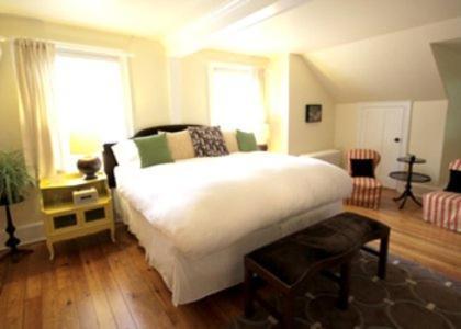Snapdragon Inn Windsor Екстериор снимка